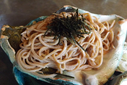 「ブーンプンざる&丼」の二八ざるそば 「ブーンプンざる&丼」の仁八ざるそば